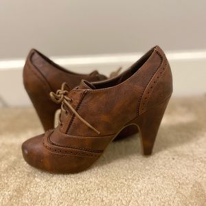 Not Rated Women’s Oxford Heels